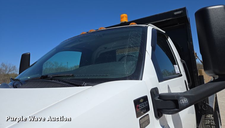 image for item DP6318 2009 Chevrolet C5500 dump truck
