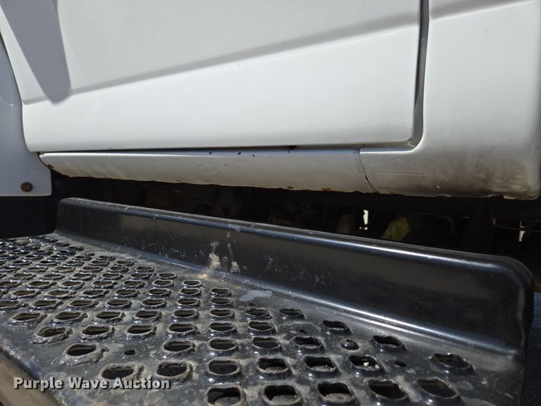 image for item DP6318 2009 Chevrolet C5500 dump truck