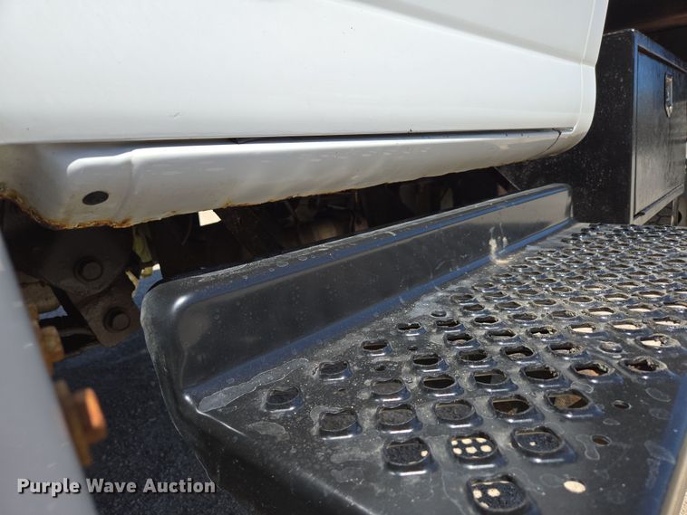 image for item DP6318 2009 Chevrolet C5500 dump truck