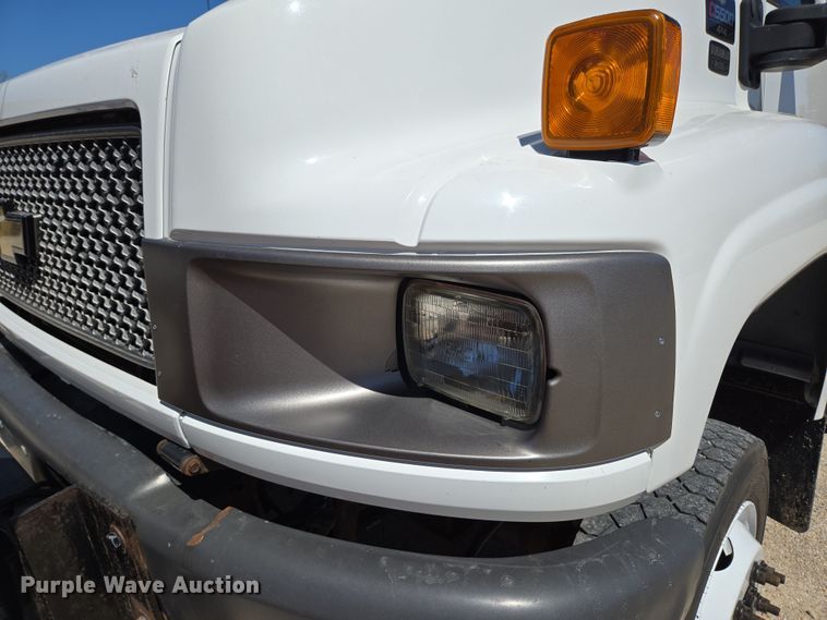 image for item DP6318 2009 Chevrolet C5500 dump truck