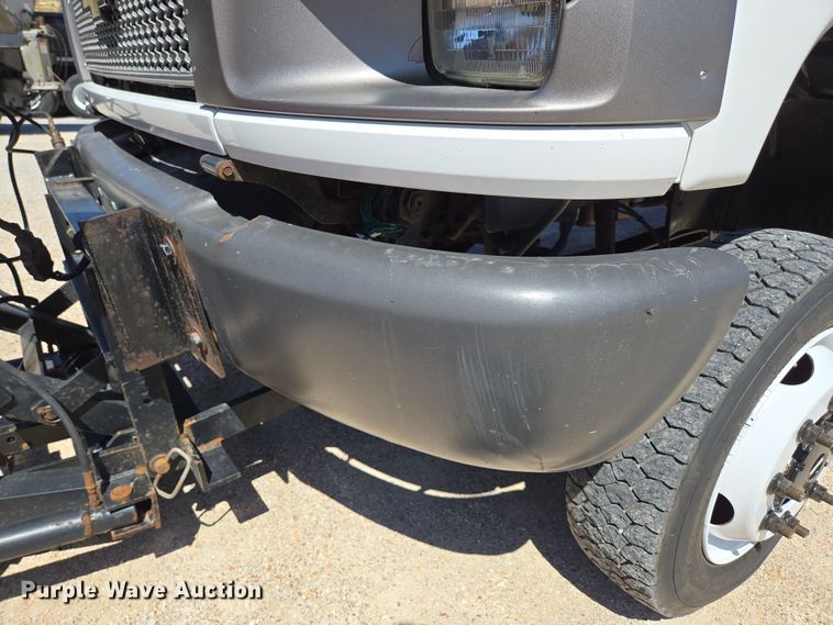 image for item DP6318 2009 Chevrolet C5500 dump truck