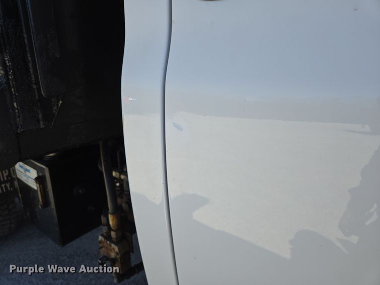 image for item DP6318 2009 Chevrolet C5500 dump truck