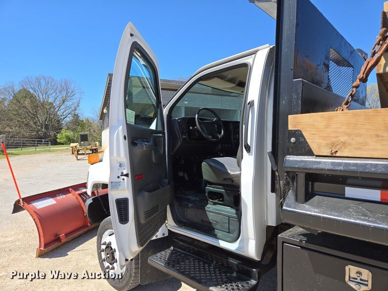 image for item DP6318 2009 Chevrolet C5500 dump truck