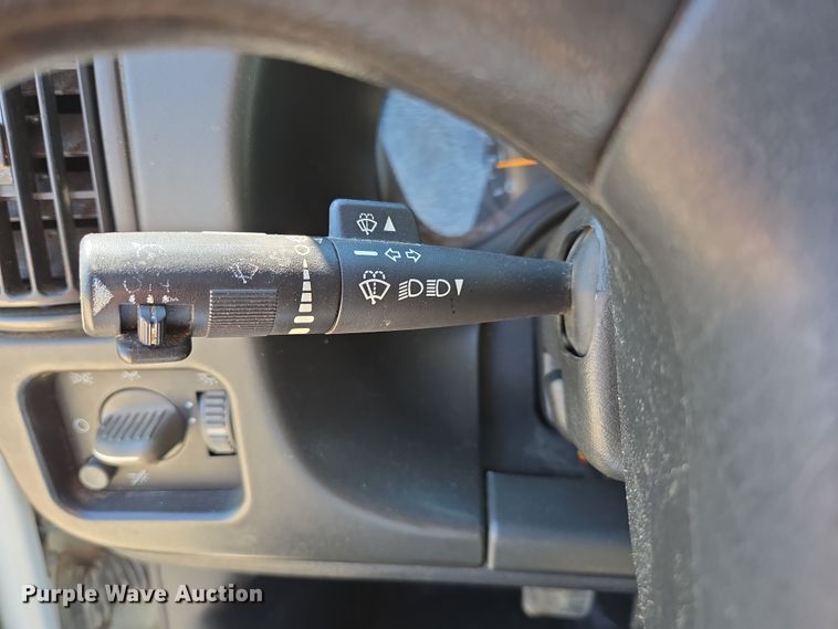 image for item DP6318 2009 Chevrolet C5500 dump truck