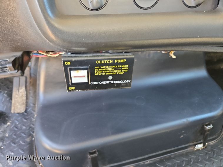 image for item DP6318 2009 Chevrolet C5500 dump truck