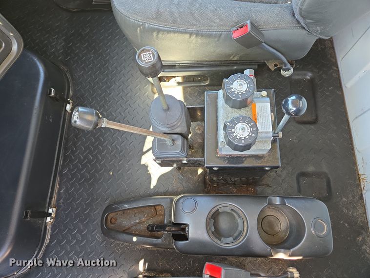 image for item DP6318 2009 Chevrolet C5500 dump truck