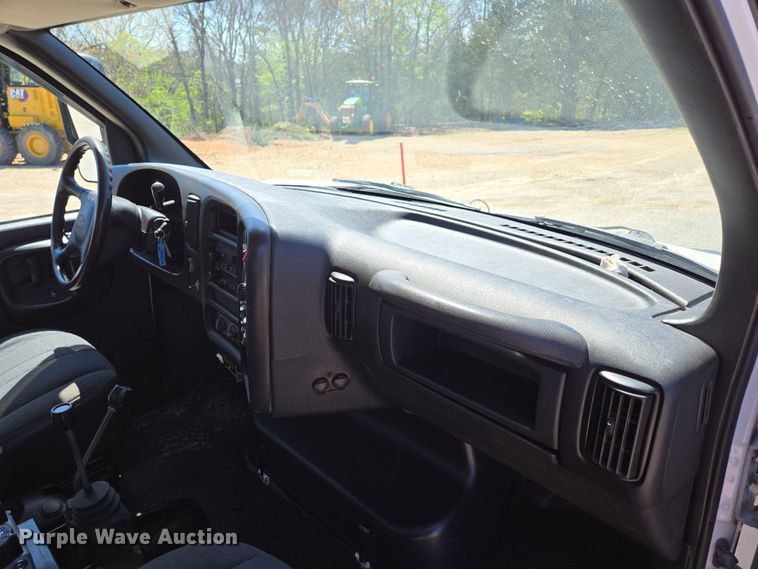 image for item DP6318 2009 Chevrolet C5500 dump truck