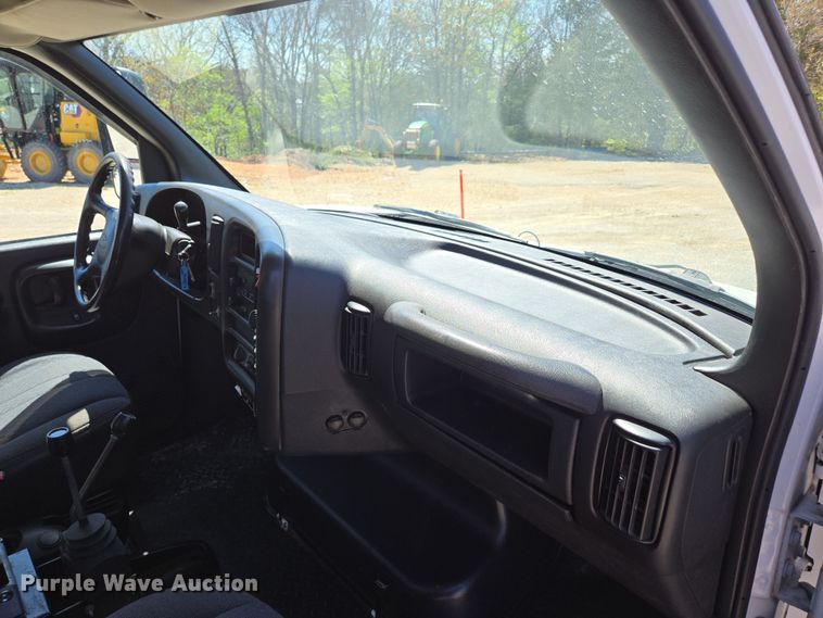 image for item DP6318 2009 Chevrolet C5500 dump truck