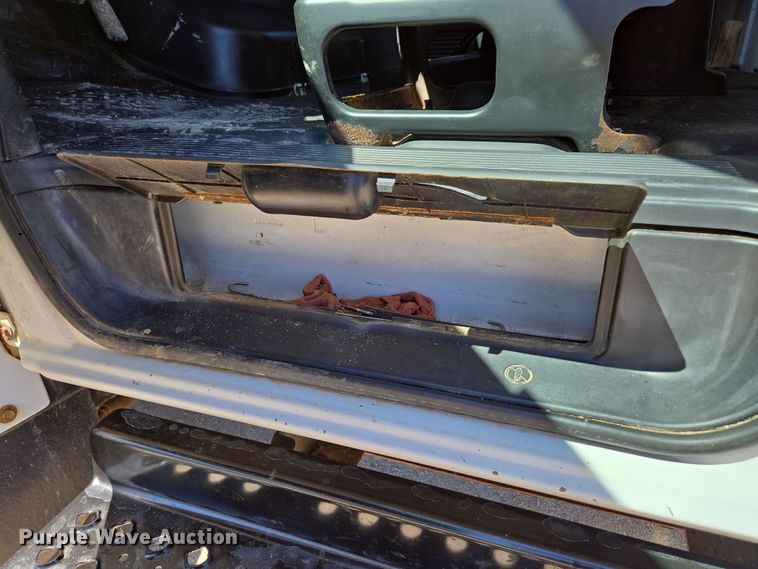 image for item DP6318 2009 Chevrolet C5500 dump truck