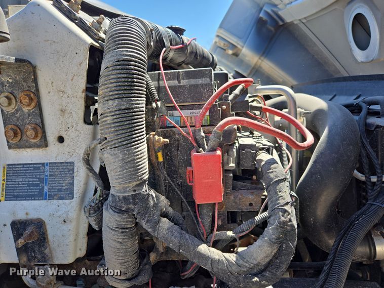 image for item DP6318 2009 Chevrolet C5500 dump truck