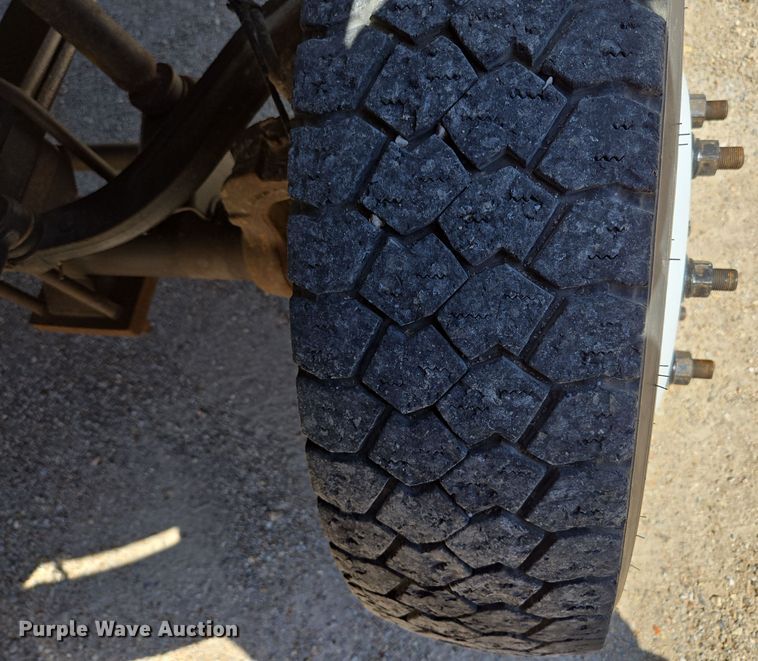 image for item DP6318 2009 Chevrolet C5500 dump truck