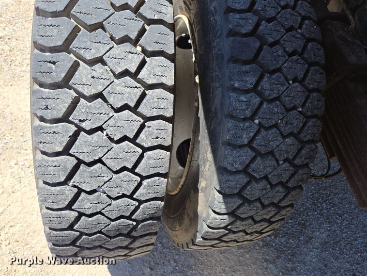 image for item DP6318 2009 Chevrolet C5500 dump truck