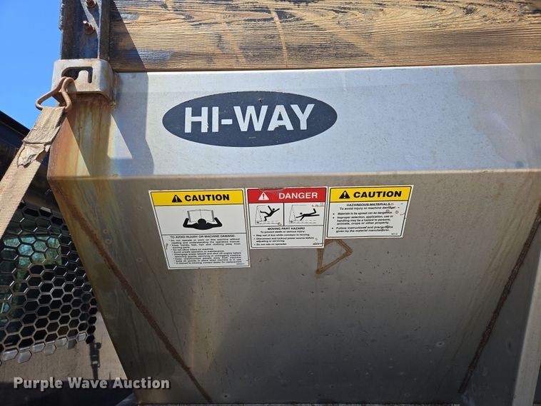 image for item DP6319 2005 Chevrolet C5500 dump flatbed truck