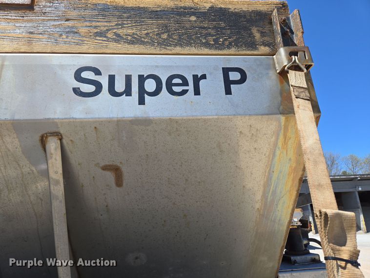 image for item DP6319 2005 Chevrolet C5500 dump flatbed truck