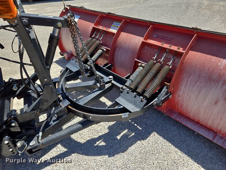 image for item DP6319 2005 Chevrolet C5500 dump flatbed truck