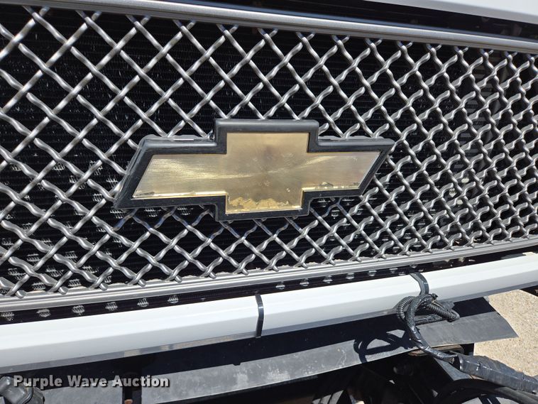 image for item DP6319 2005 Chevrolet C5500 dump flatbed truck