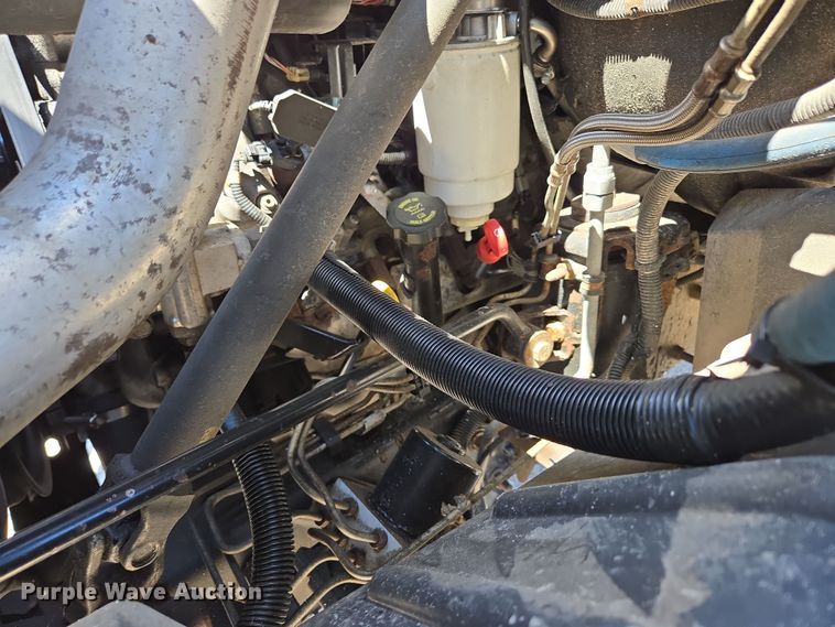 image for item DP6319 2005 Chevrolet C5500 dump flatbed truck