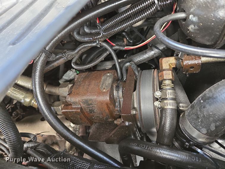 image for item DP6319 2005 Chevrolet C5500 dump flatbed truck