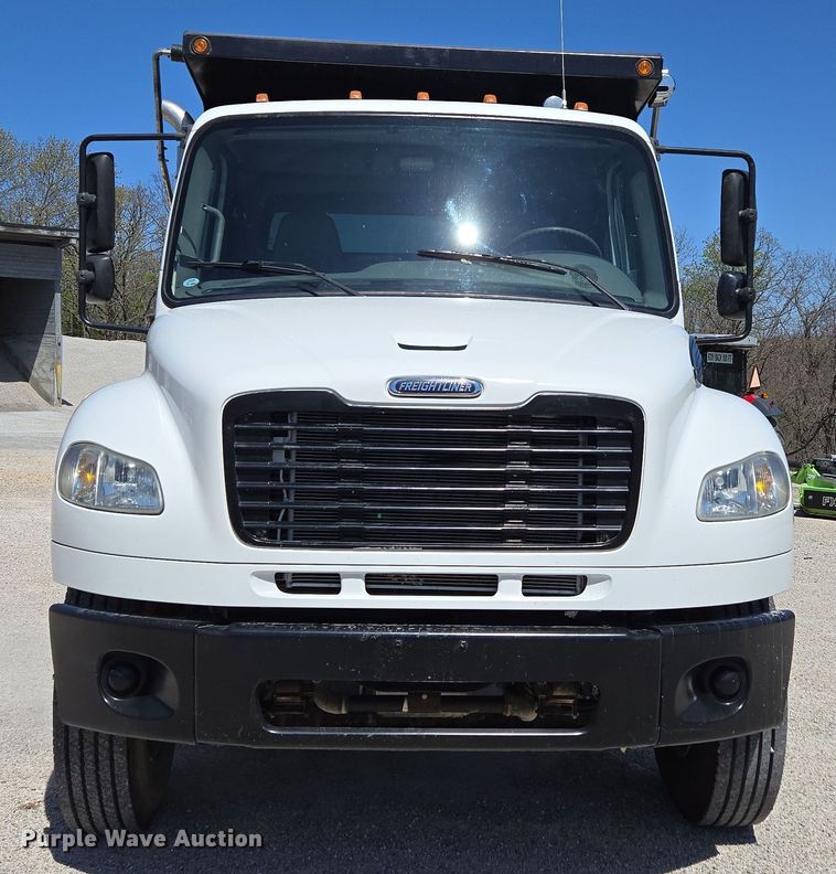 image for item DP6320 2006 Freightliner Business Class M2 dump truck