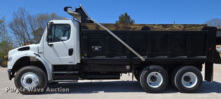 image for item DP6320 2006 Freightliner Business Class M2 dump truck