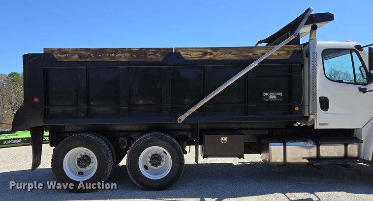 image for item DP6320 2006 Freightliner Business Class M2 dump truck