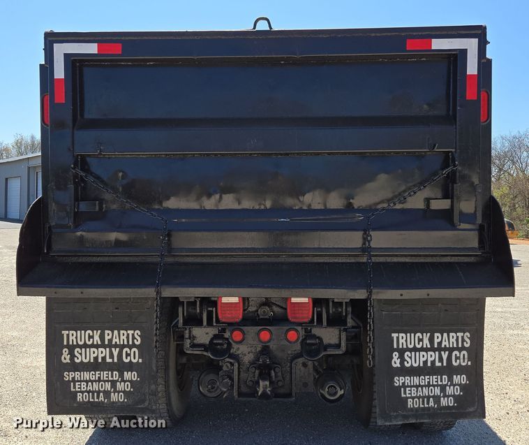 image for item DP6320 2006 Freightliner Business Class M2 dump truck