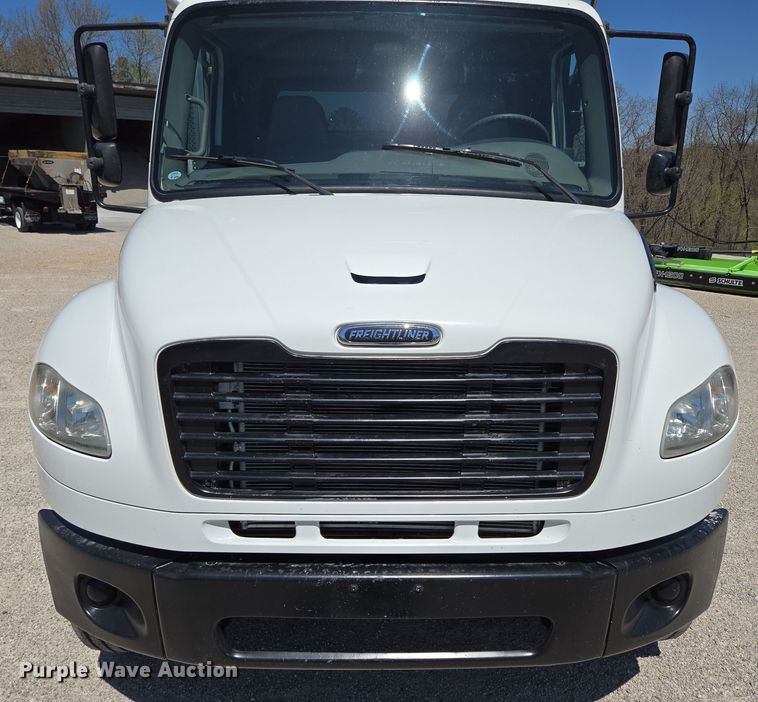 image for item DP6320 2006 Freightliner Business Class M2 dump truck