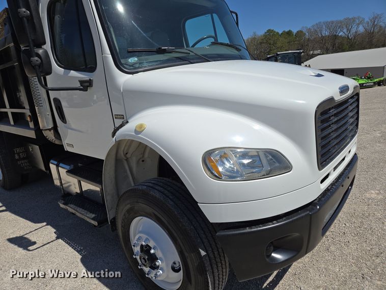 image for item DP6320 2006 Freightliner Business Class M2 dump truck