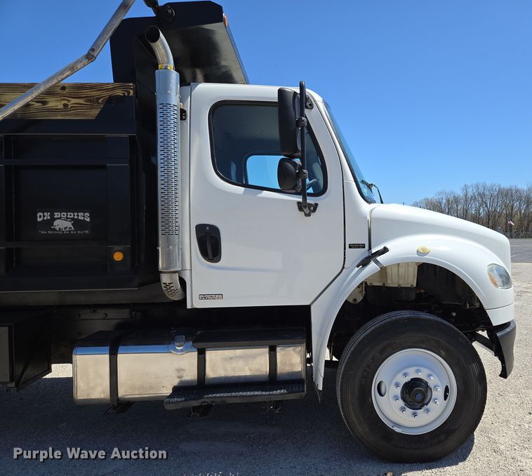 image for item DP6320 2006 Freightliner Business Class M2 dump truck