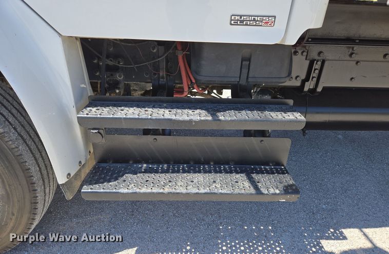 image for item DP6320 2006 Freightliner Business Class M2 dump truck