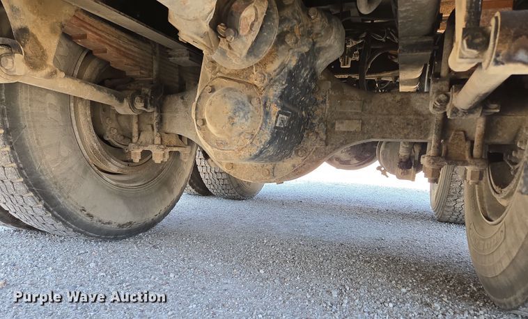 image for item DP6320 2006 Freightliner Business Class M2 dump truck