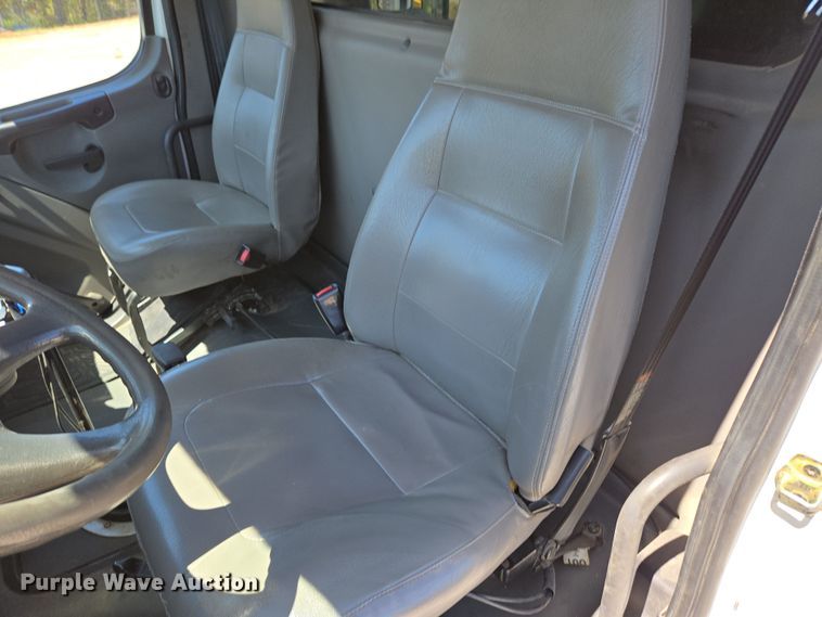 image for item DP6320 2006 Freightliner Business Class M2 dump truck