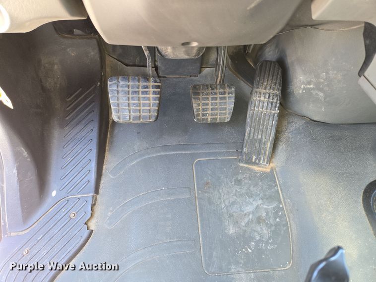 image for item DP6320 2006 Freightliner Business Class M2 dump truck