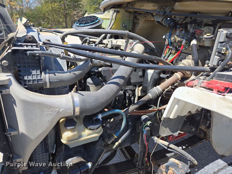 image for item DP6320 2006 Freightliner Business Class M2 dump truck