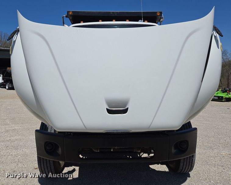 image for item DP6320 2006 Freightliner Business Class M2 dump truck