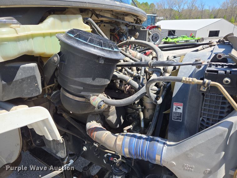 image for item DP6320 2006 Freightliner Business Class M2 dump truck