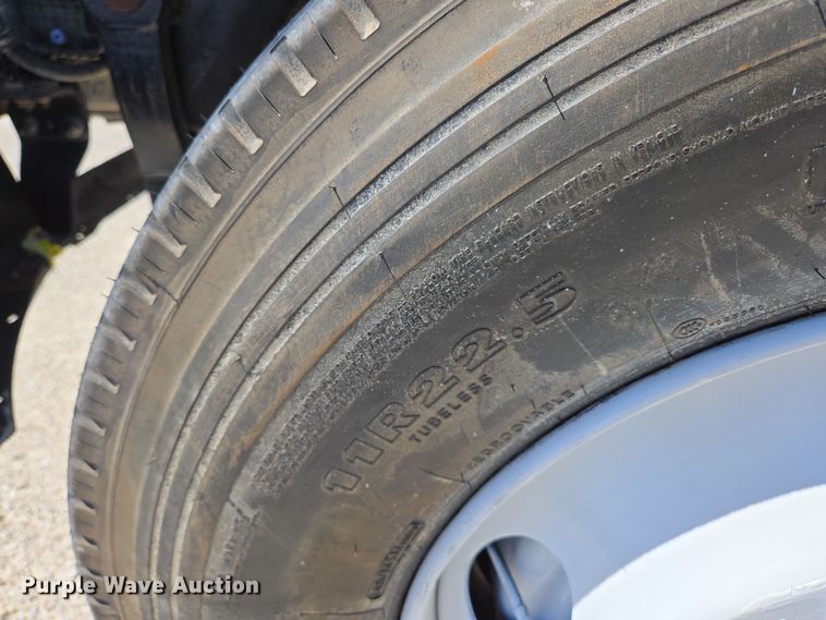 image for item DP6320 2006 Freightliner Business Class M2 dump truck