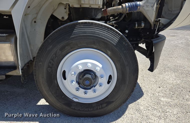 image for item DP6320 2006 Freightliner Business Class M2 dump truck