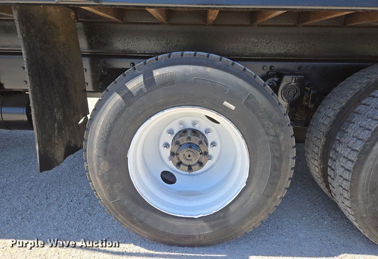 image for item DP6320 2006 Freightliner Business Class M2 dump truck