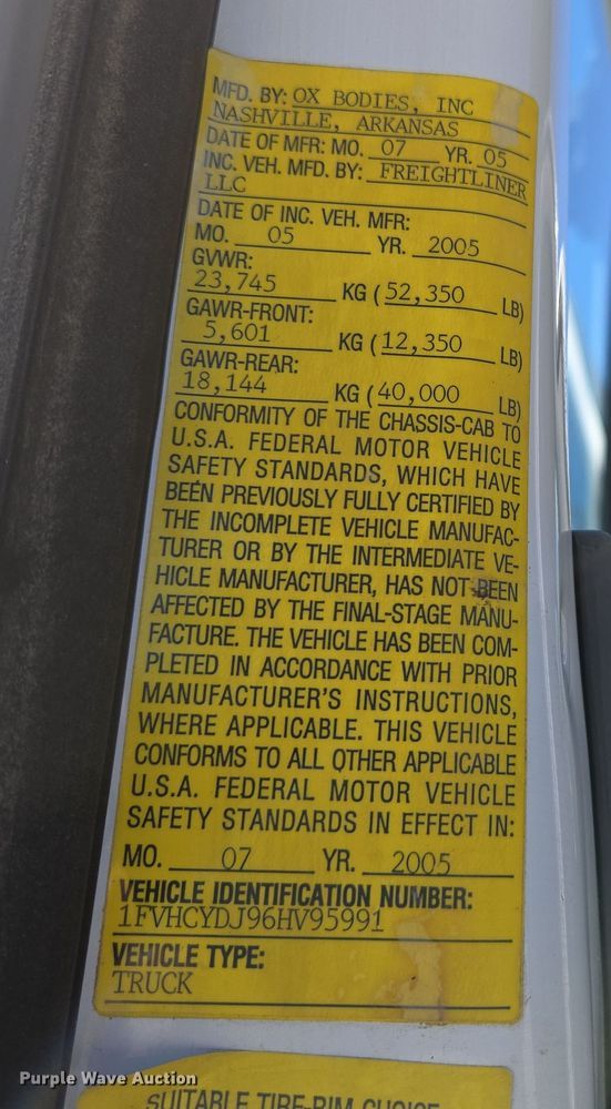 image for item DP6320 2006 Freightliner Business Class M2 dump truck