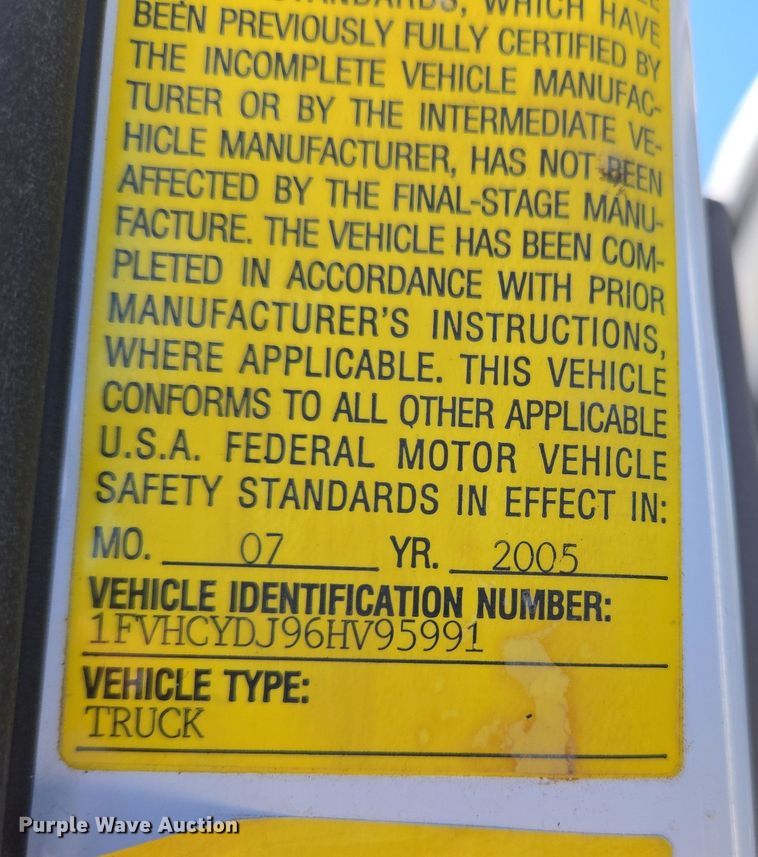 image for item DP6320 2006 Freightliner Business Class M2 dump truck