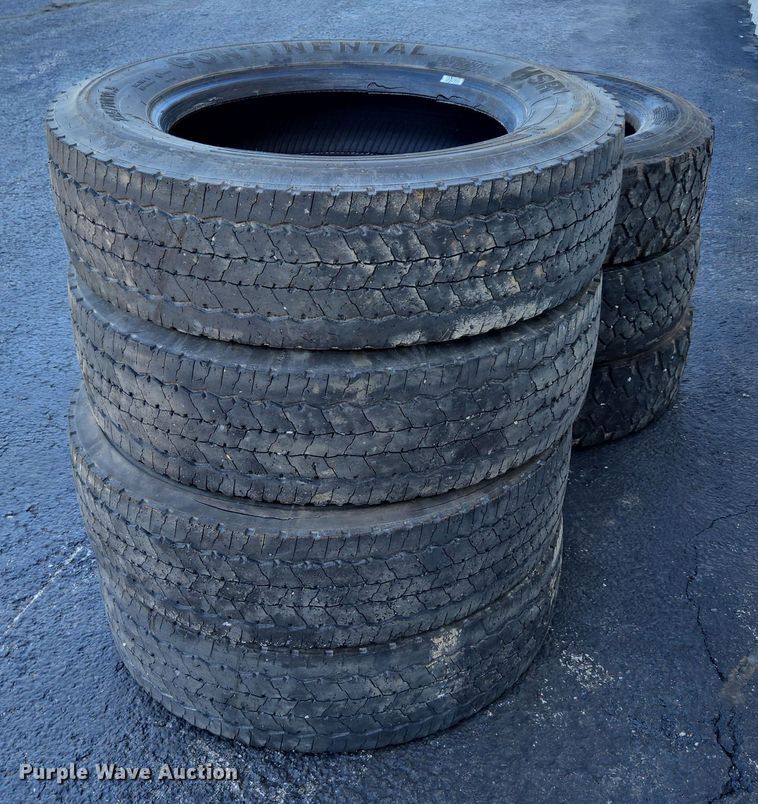 image for item DP6323  (7) 225/70R19.5 tires