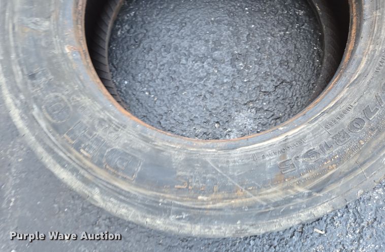 image for item DP6323  (7) 225/70R19.5 tires