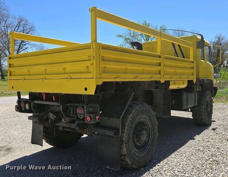 image for item DP6332 2002 Stewart & Stevenson LMTV flatbed truck