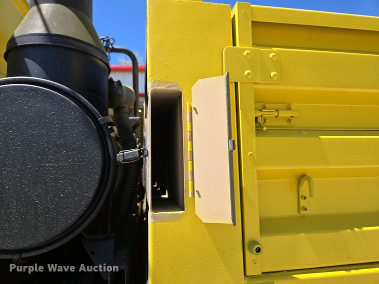 image for item DP6332 2002 Stewart & Stevenson LMTV flatbed truck