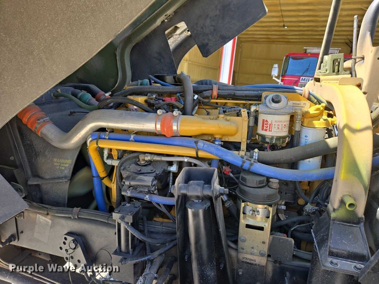 image for item DP6332 2002 Stewart & Stevenson LMTV flatbed truck