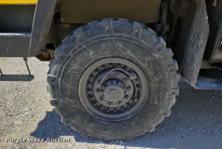 image for item DP6332 2002 Stewart & Stevenson LMTV flatbed truck