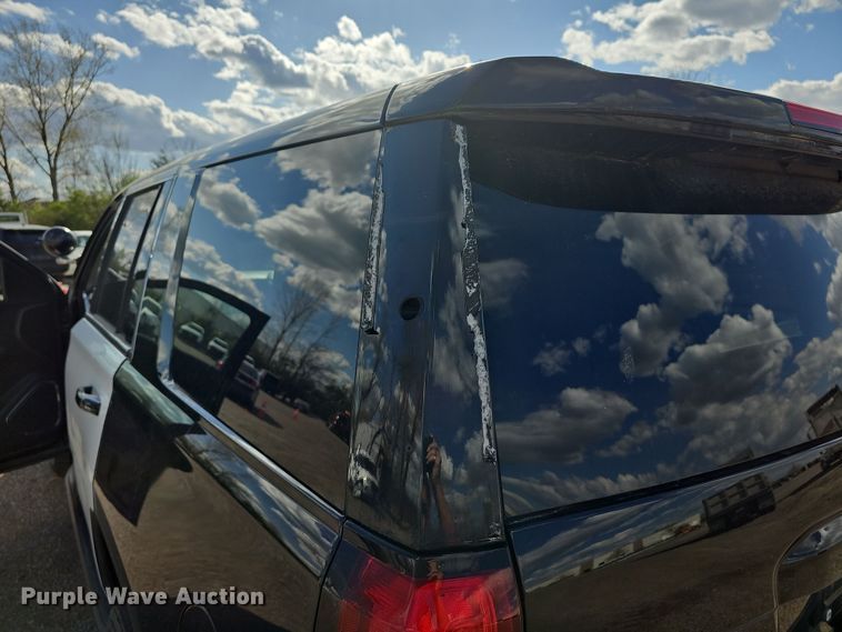 image for item DQ5341 2019 Chevrolet Tahoe Police SUV