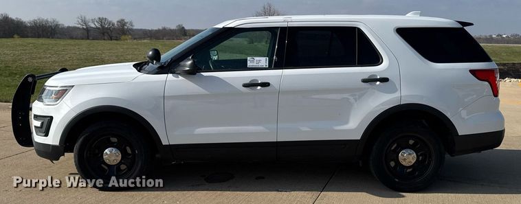 image for item DT0688 2017 Ford Explorer Police Interceptor SUV
