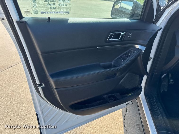 image for item DT0688 2017 Ford Explorer Police Interceptor SUV